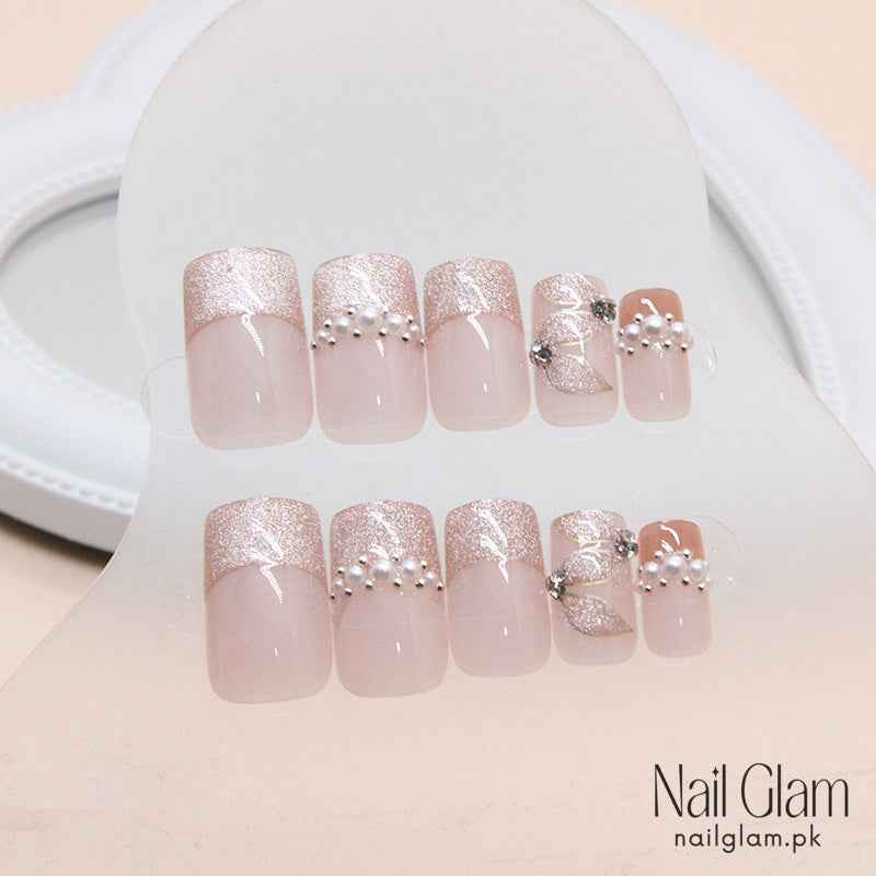 Cat Eye Glow nails (24Pcs) - Nail Kit Included