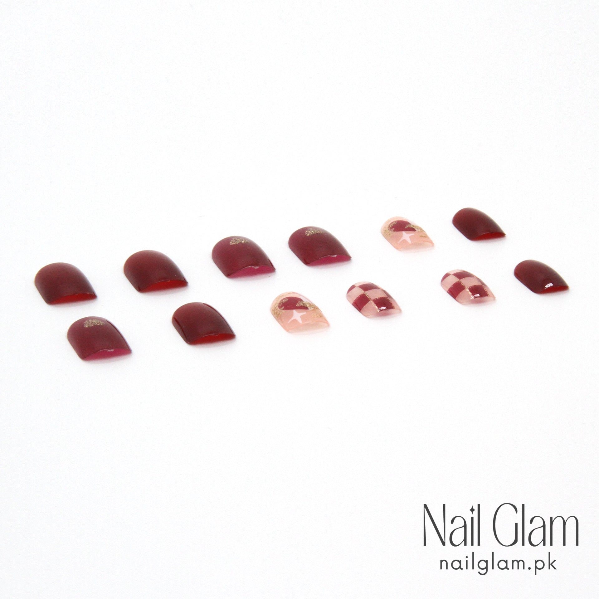Heart and Check (24Pcs) - Nail Kit Included