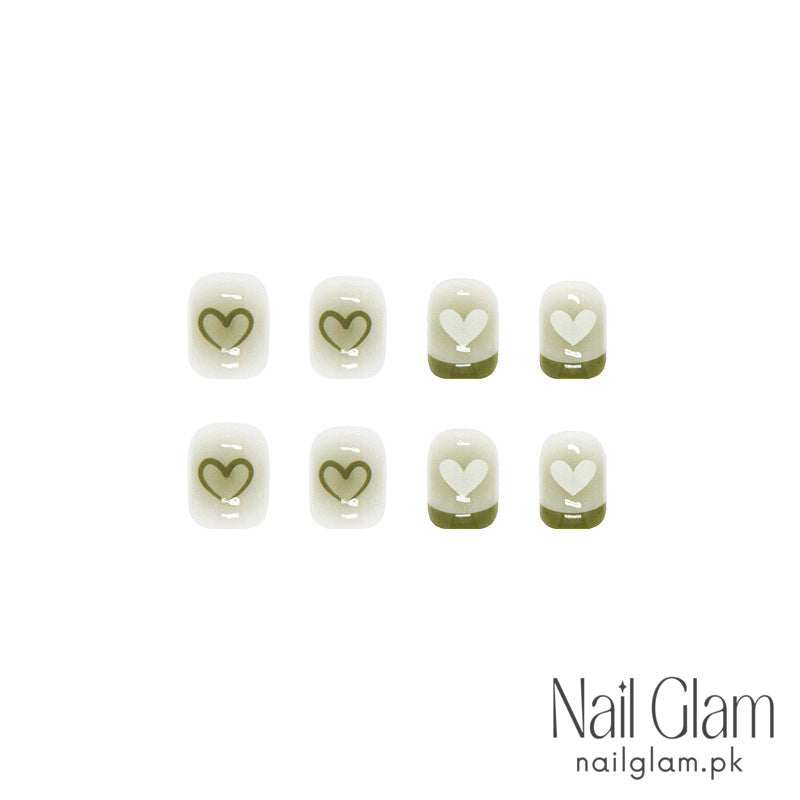 Green Heart (24Pcs) - Nail Kit Included