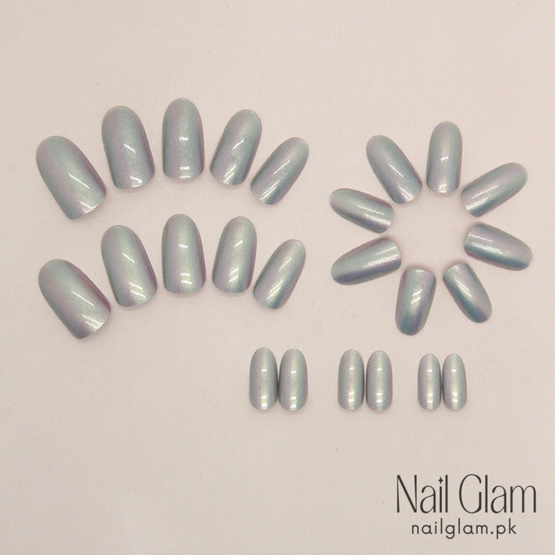 Iridescent Chrome (24Pcs) - Nail Kit Included