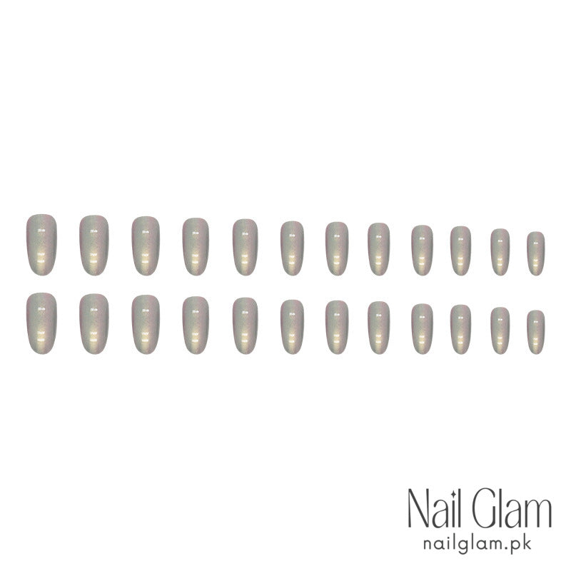 Iridescent Chrome (24Pcs) - Nail Kit Included