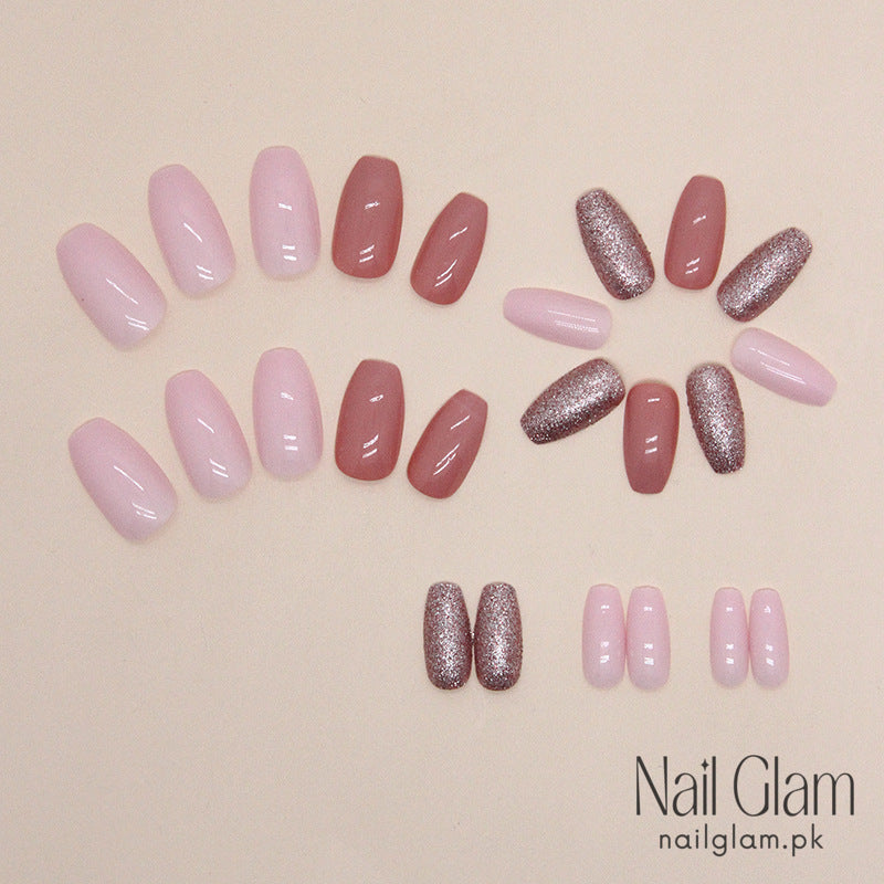 Nail Glam 35 - Glittery Accents (24Pcs) - Nail Kit Included