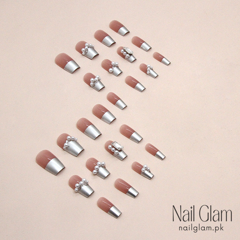 Pearl French (24Pcs) - Nail Kit Included