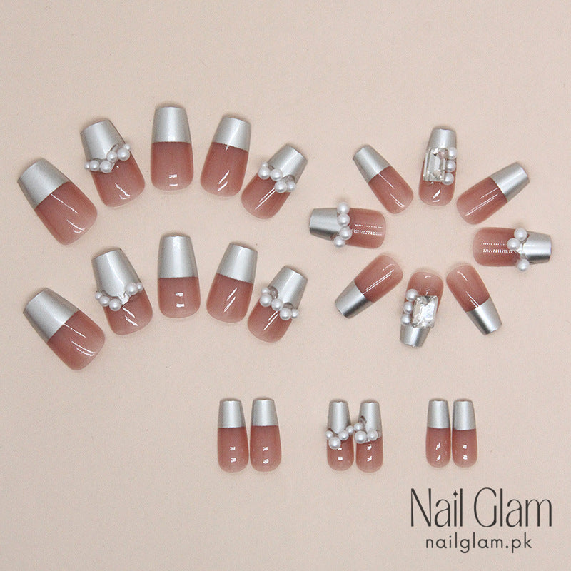 Pearl French (24Pcs) - Nail Kit Included