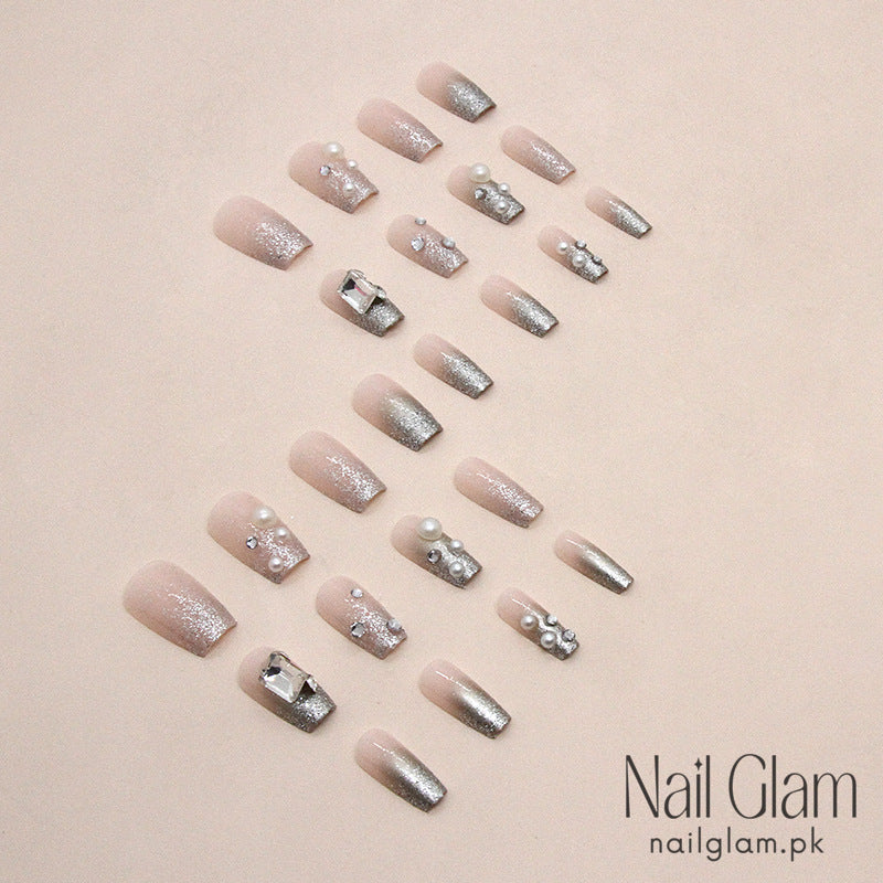 Glamorous 3D Pearls (24Pcs) - Nail Kit Included