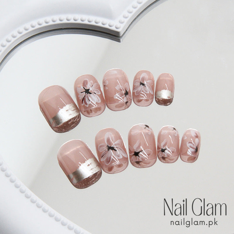 Nude Floral (24Pcs) - Nail Kit Included