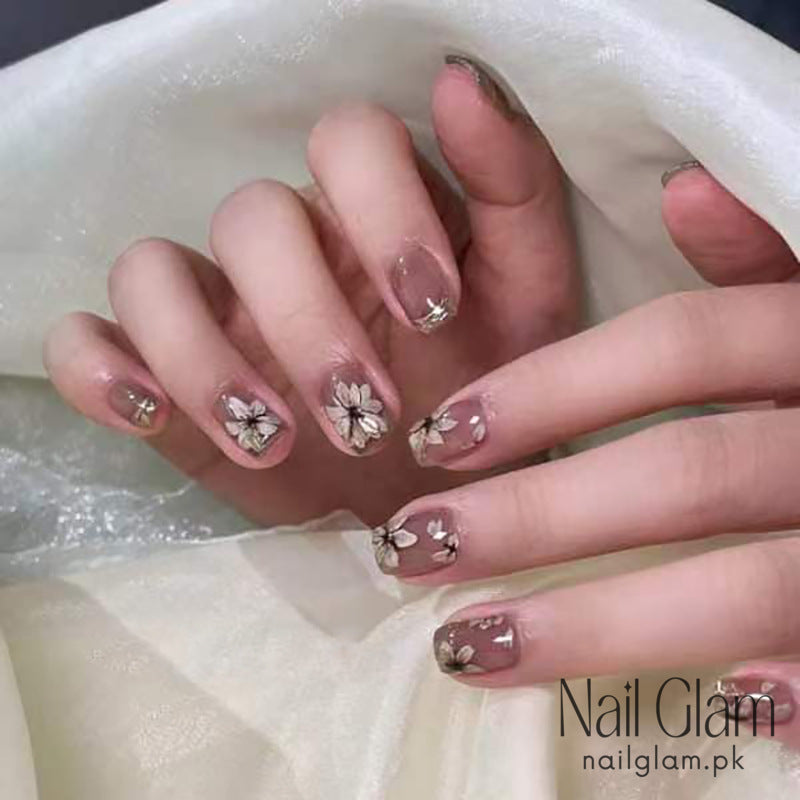 Nude Floral (24Pcs) - Nail Kit Included
