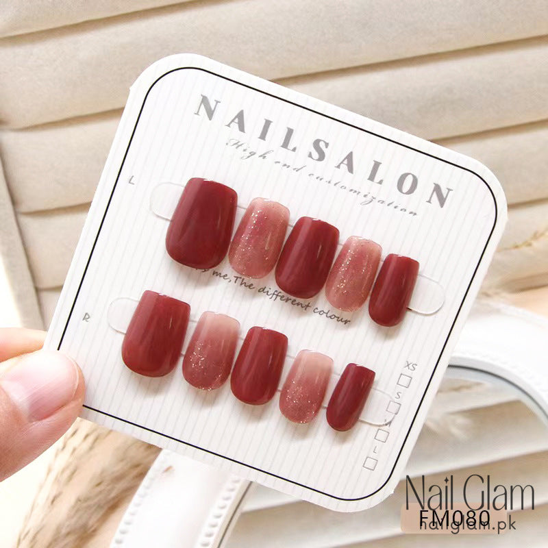 Nail Glam 100 - Cozy & Elegant Look Press-On Nails (30Pcs) - Nail Kit Included