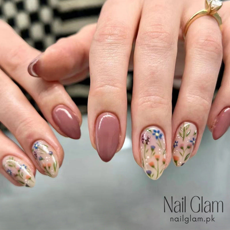 Nature’s Charm at Your Fingertips (24Pcs) - Nail Kit Included