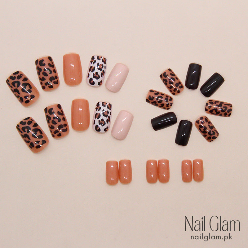 Elegant Leopard Print (24 Pcs) - Nail Kit Included