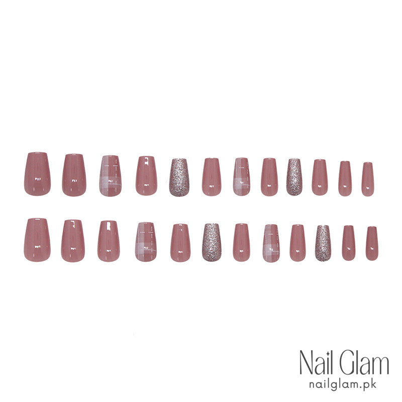 Elegant Press-On Nails (24Pcs) - Nail Kit Included