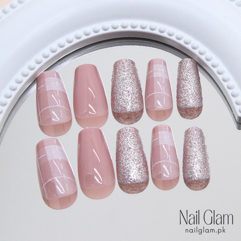 Elegant Press-On Nails (24Pcs) - Nail Kit Included