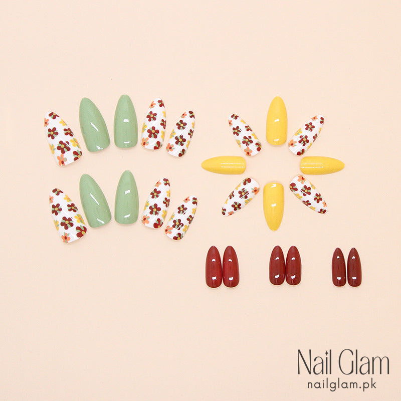 Floral Patterns Press-On Nails (24Pcs) - Nail Kit Included
