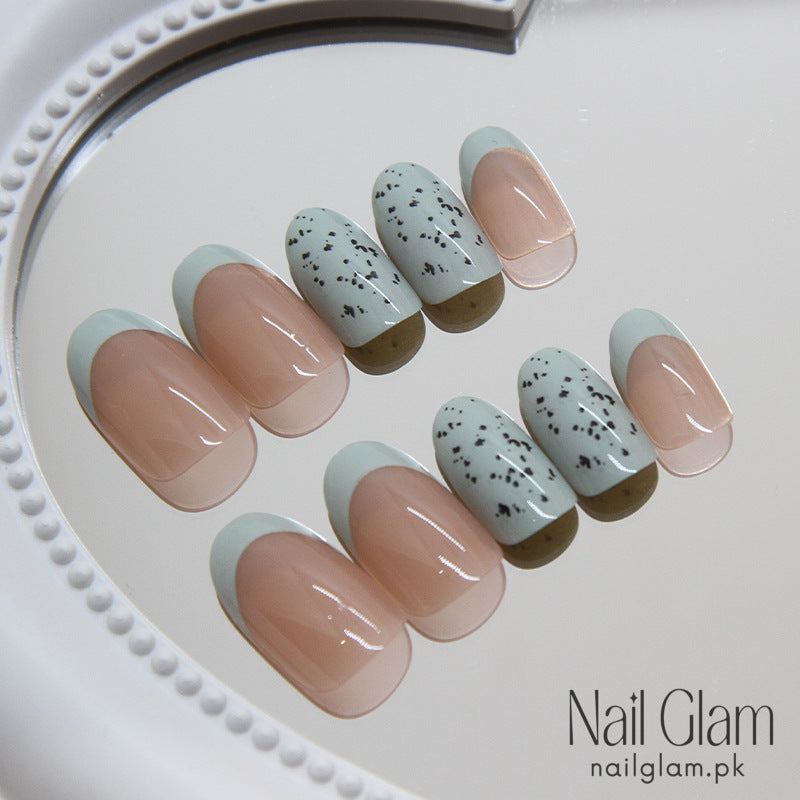 Mint Press-On Nails (24Pcs) - Nail Kit Included