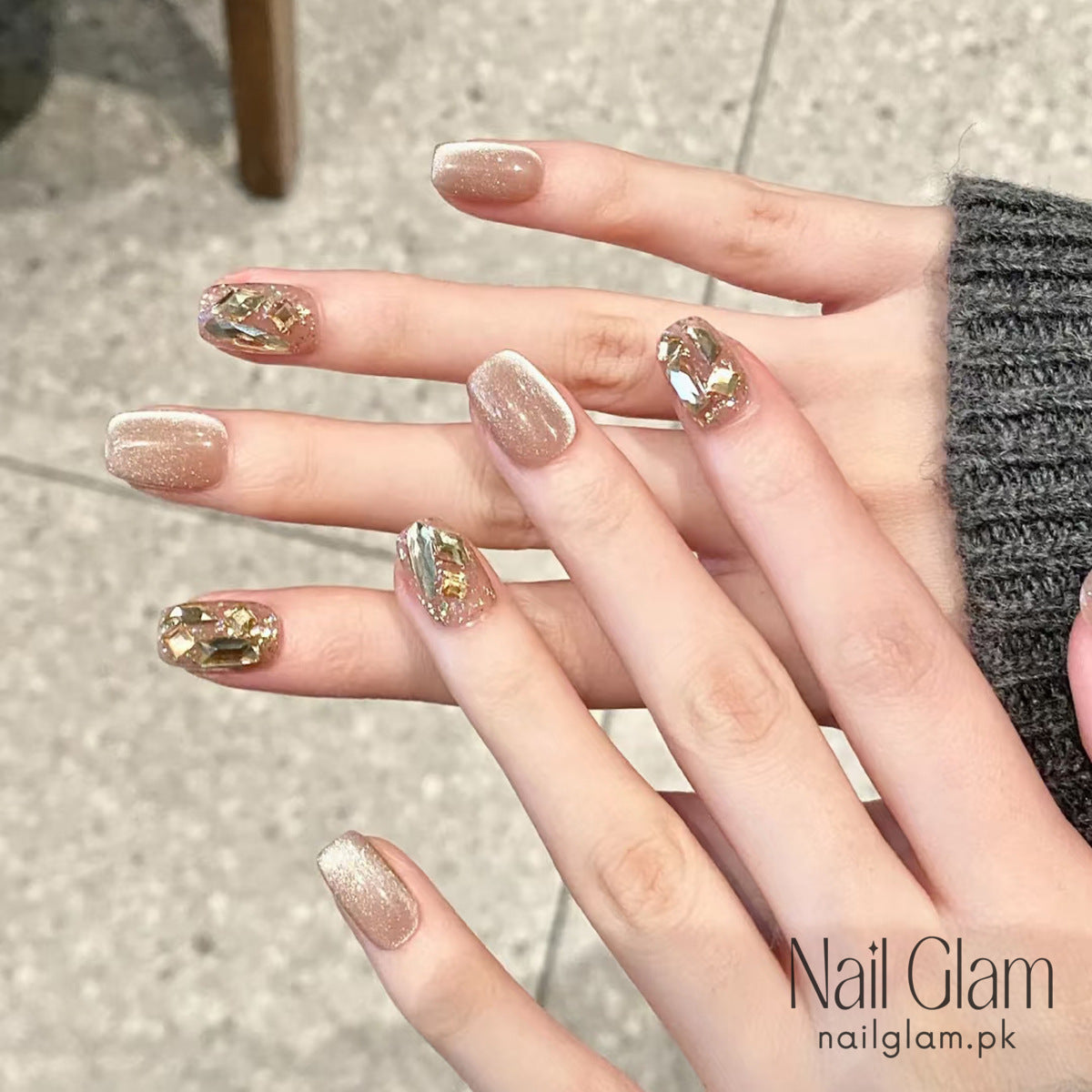 Glitz Crush (24Pcs) - Nail Kit Included