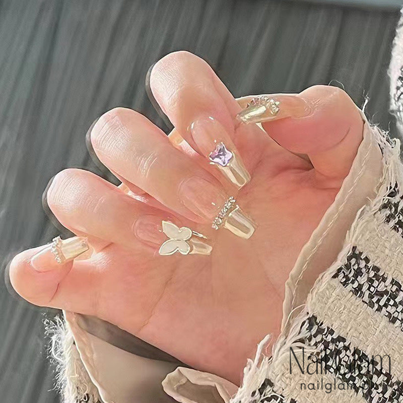 Delicate Butterfly (24Pcs) - Nail Kit Included
