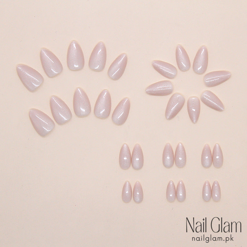 Soft Shimmering Glow (24Pcs) - Nail Kit Included