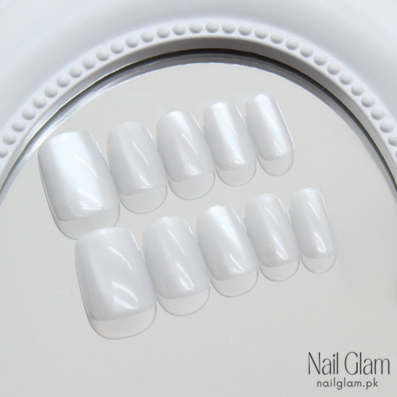 Misty White Cat's Eye (24Pcs) - Nail Kit Included