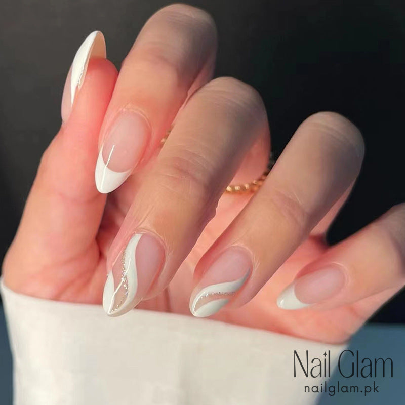 Elegant White Curve (24Pcs) - Nail Kit Included