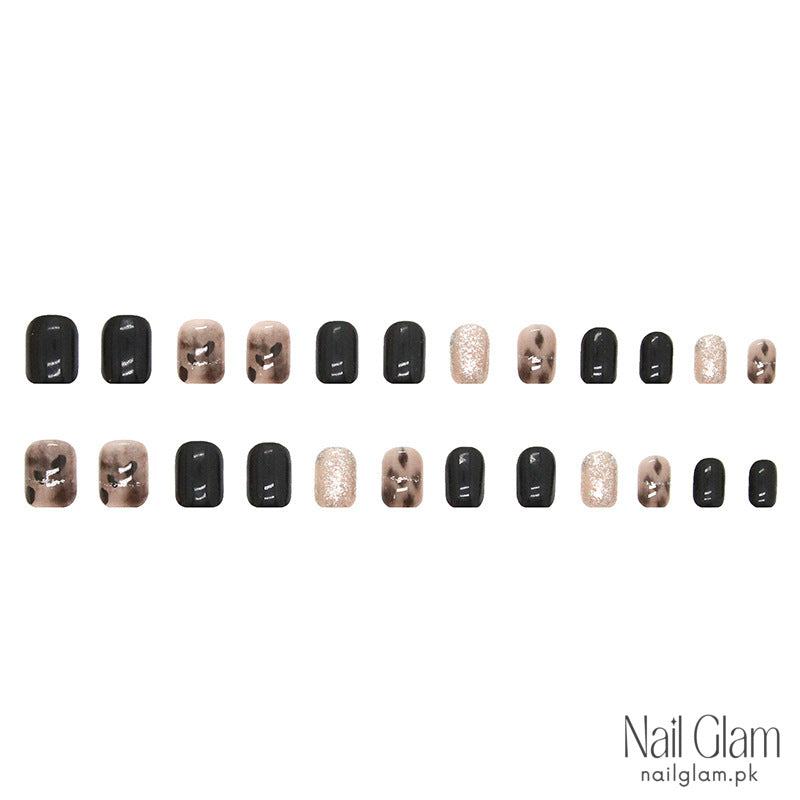 Mystique Monochrome (24Pcs) - Nail Kit Included