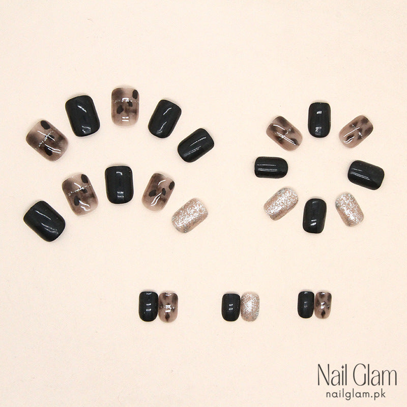 Mystique Monochrome (24Pcs) - Nail Kit Included