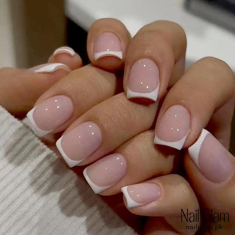 French Tip Delight (24Pcs) - Nail Kit Included