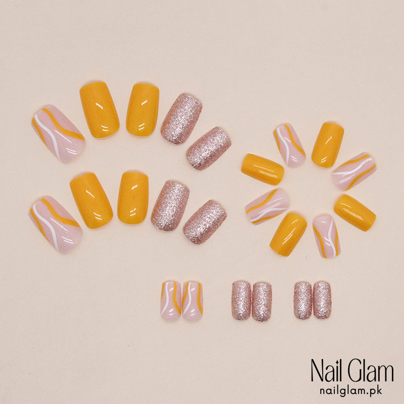 Sunshine Sparkle (24Pcs) - Nail Kit Included