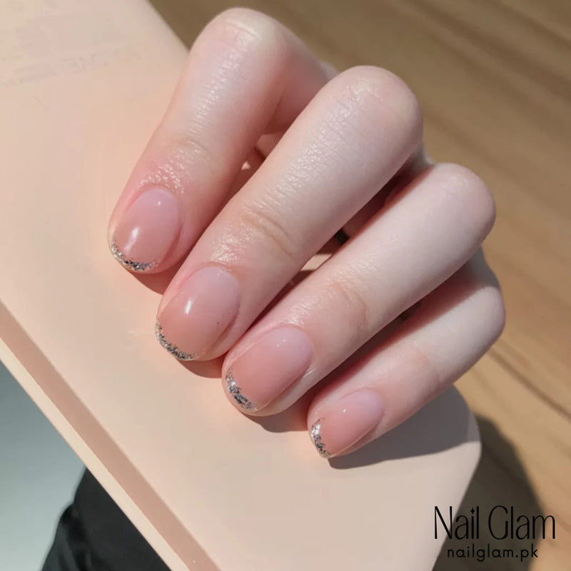 Glimmering Nectar (24Pcs) - Nail Kit Included