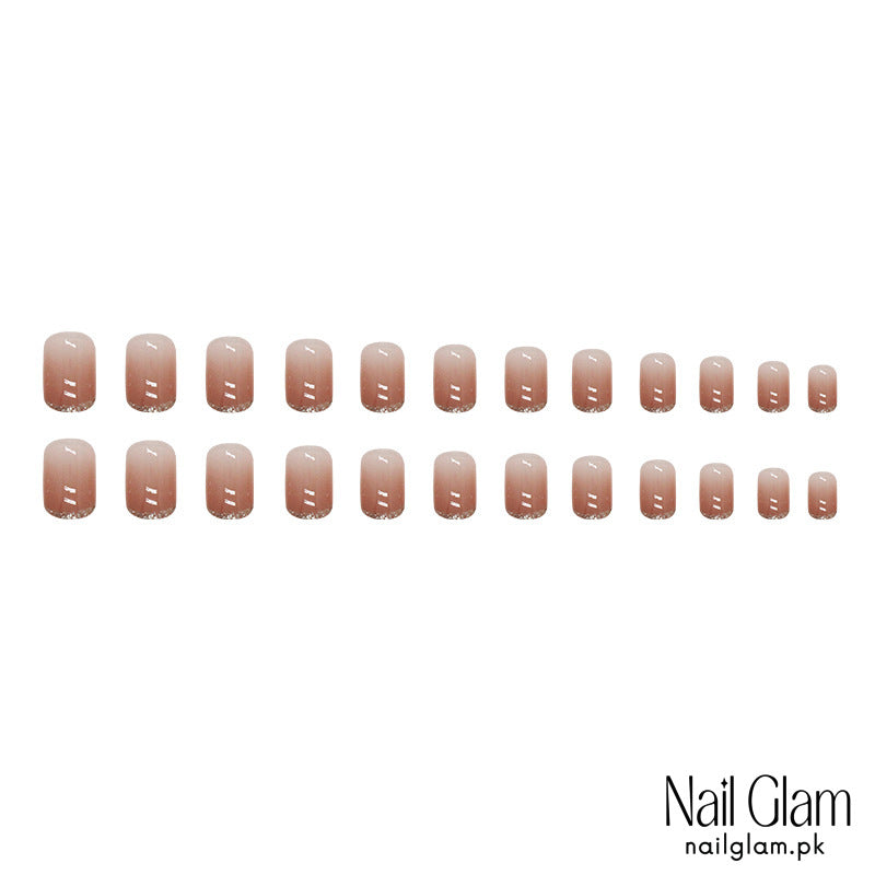 Glimmering Nectar (24Pcs) - Nail Kit Included