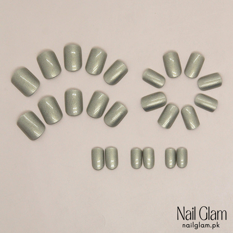 Moonlit Pearl (24Pcs) - Nail Kit Included