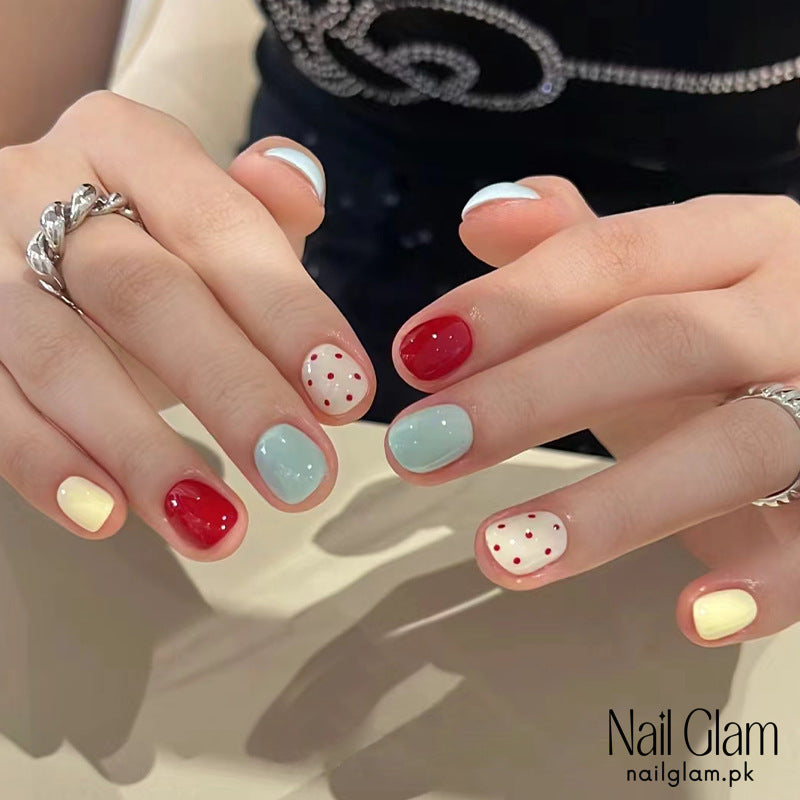 Playful Polka (24Pcs) - Nail Kit Included