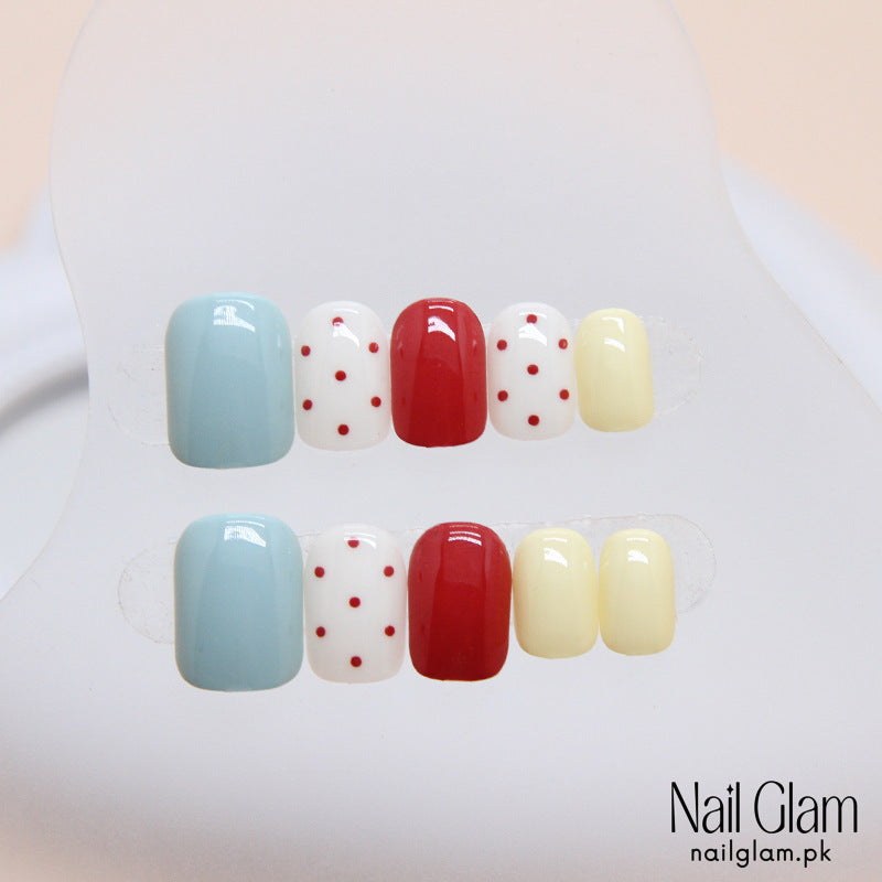 Playful Polka (24Pcs) - Nail Kit Included