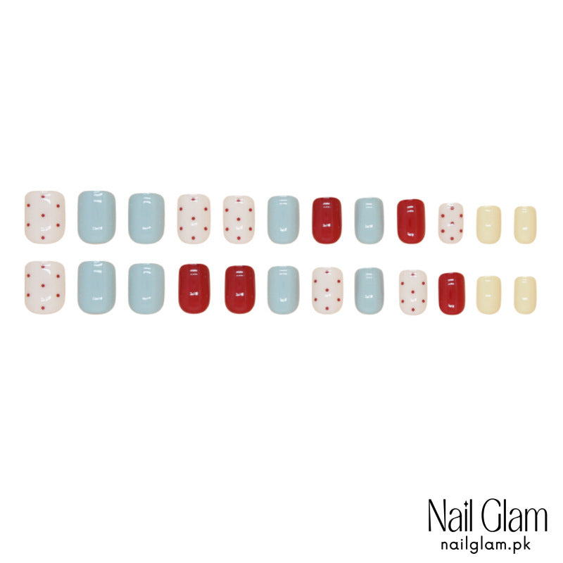 Playful Polka (24Pcs) - Nail Kit Included