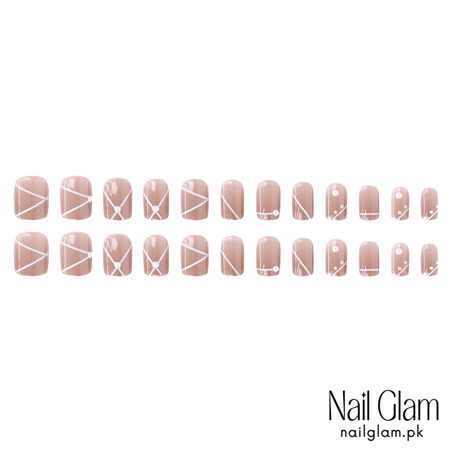Press-On Nails with Geometric Accents (24Pcs) - Application Kit Included