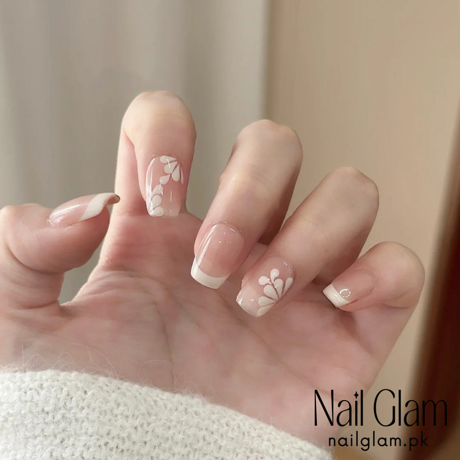 Press-On Nails with a Nature-Inspired Design (24Pcs) - Application Kit Included
