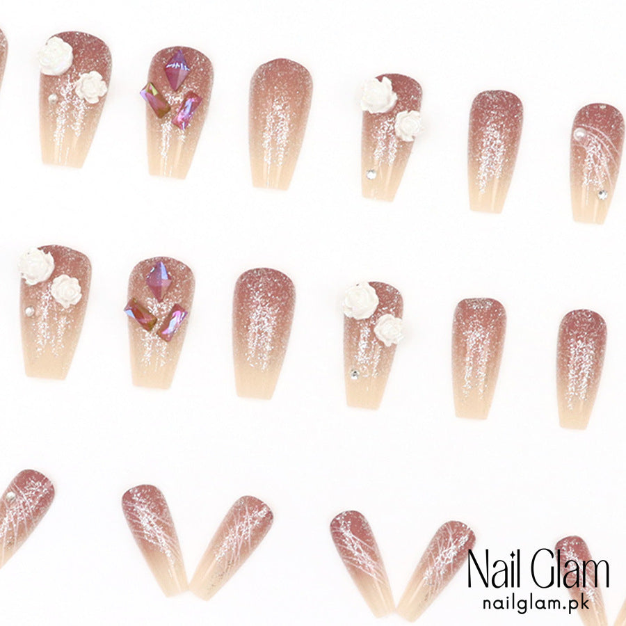 Press-On Nails with a Whimsical Charm (24Pcs) - Application Kit Included