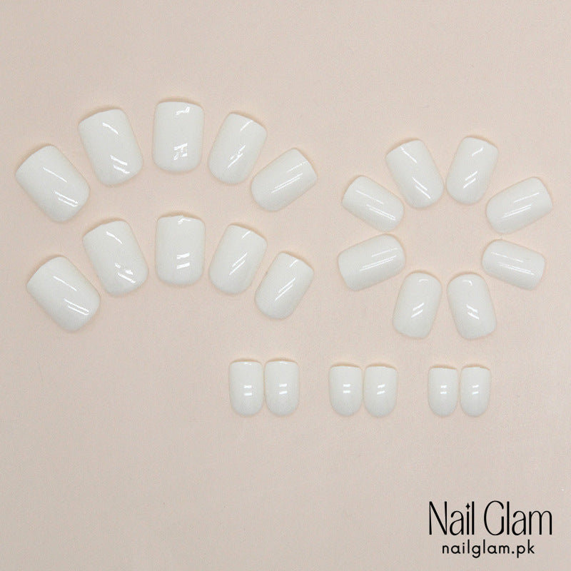 Nail Glam 418 - Creamy White Simplicity (24Pcs) - Application Kit Included