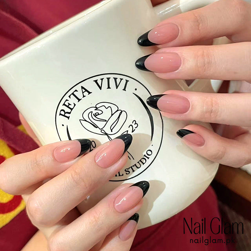 Nail Glam 424 - Chic Black French (24Pcs) - Application Kit Included