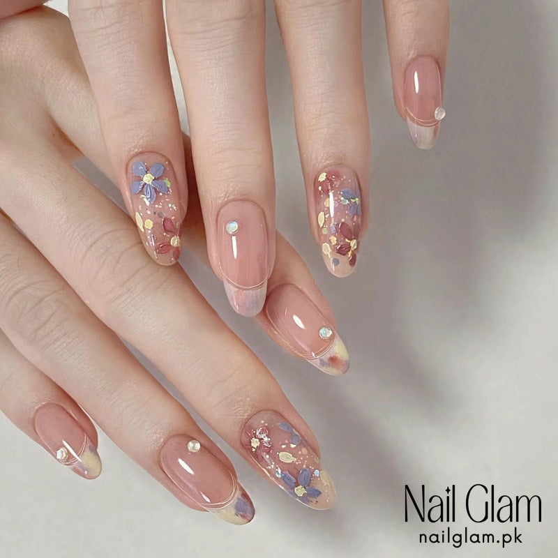 Nail Glam 433 - Flower Petal Polish (30Pcs) - Application Kit Included