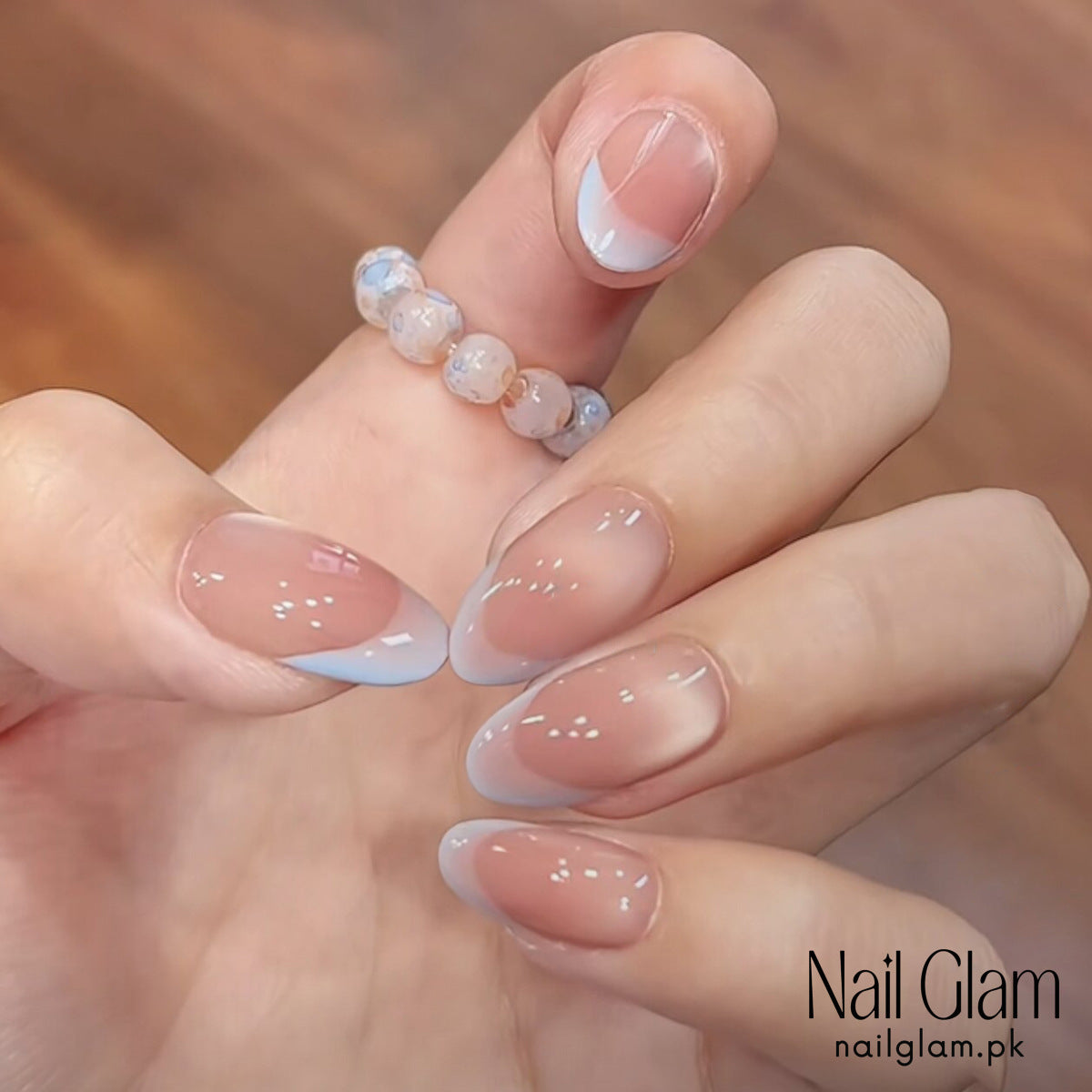 Nail Glam 520 - Soft Pastel Gradient (30Pcs) - Application Kit Included
