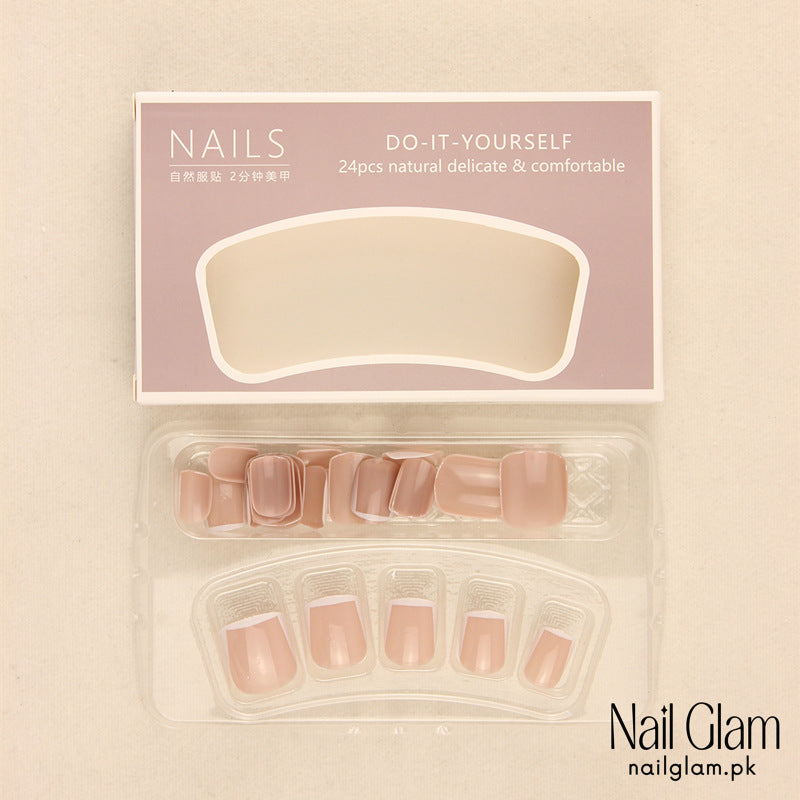 Nail Glam 530 - Modern Elegance (24Pcs) - Application Kit Included