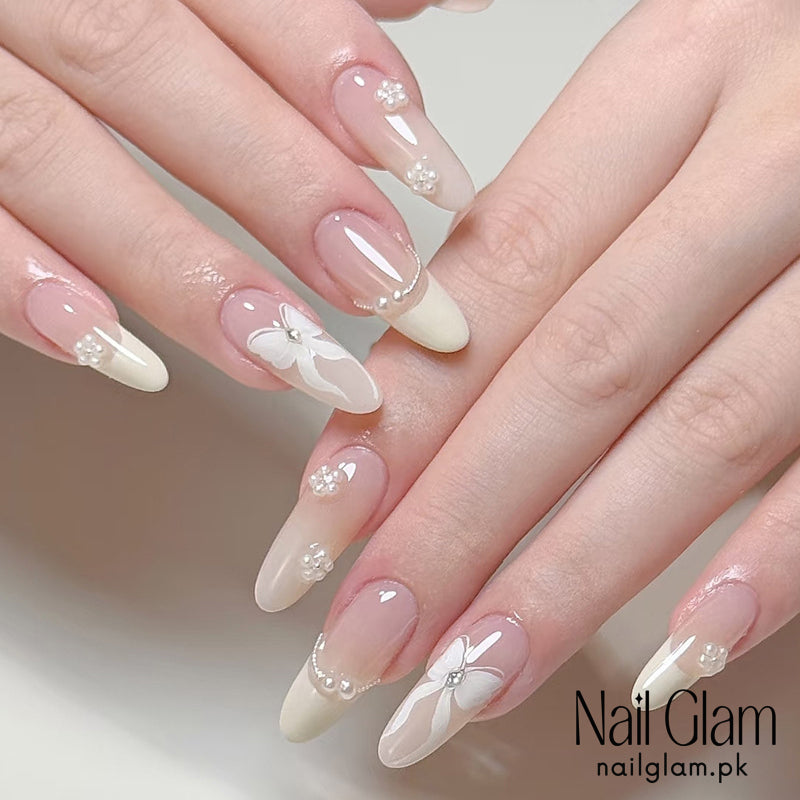 Nail Glam 548 - Fluttering Petal (30Pcs) - Application Kit Included