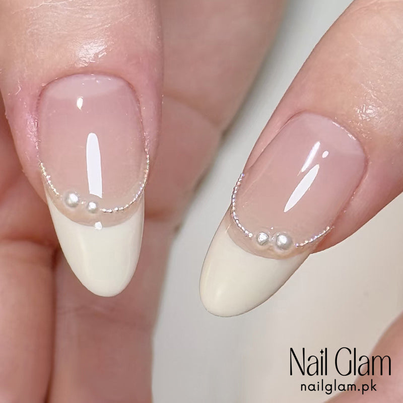 Nail Glam 548 - Fluttering Petal (30Pcs) - Application Kit Included
