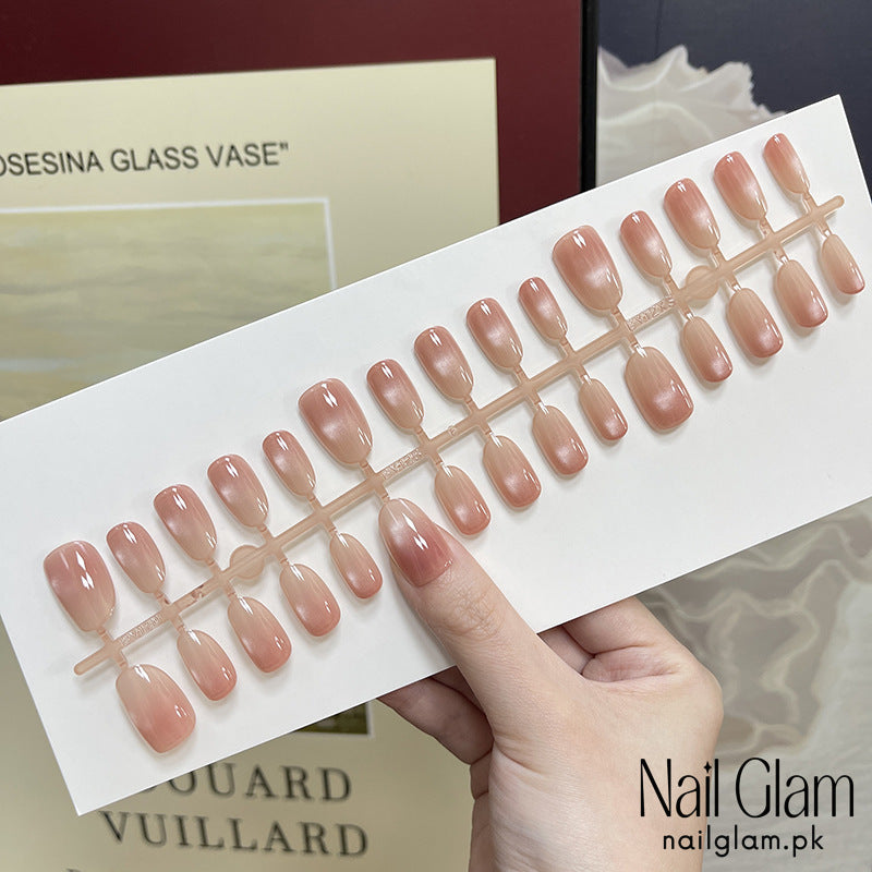 Nail Glam 561 - Soft Nude Cat Eyes (30Pcs) - Application Kit Included