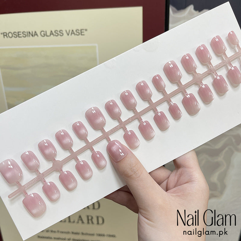 Nail Glam 562 - Soft Pink Cat Eyes (30Pcs) - Application Kit Included