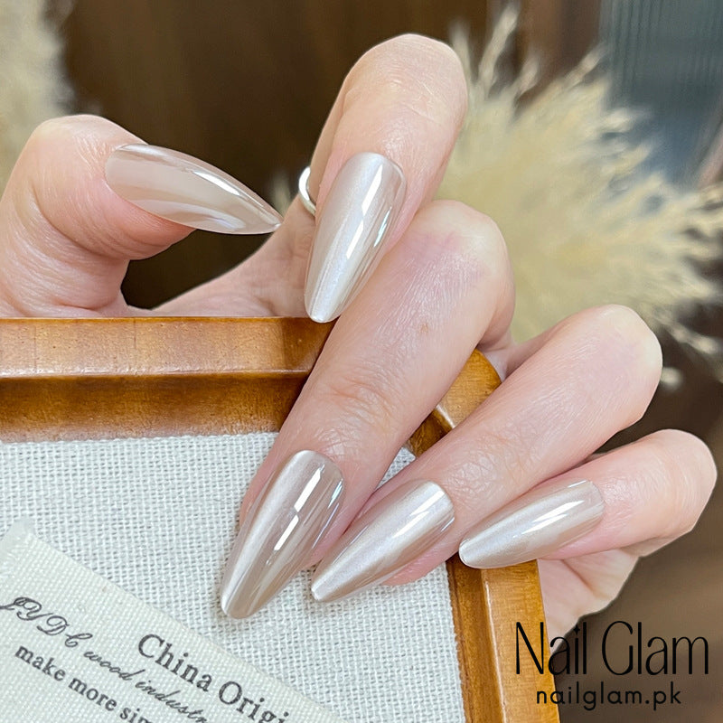 Nail Glam 570 - Pearlescent Glow (24Pcs) - Application Kit Included