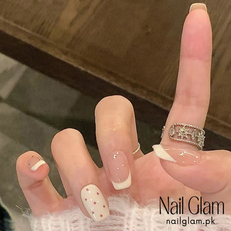 NailGlam 578 - Delicate Dot (30Pcs) - Application Kit Included