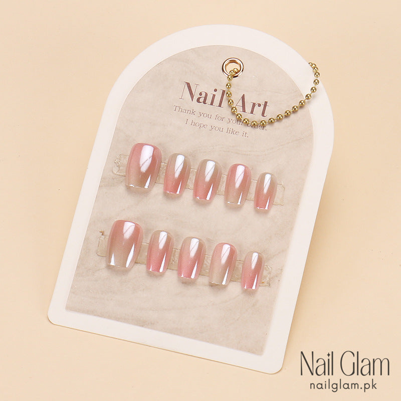 NailGlam 618 - Ambilight Cat Eye (30Pcs) - Application Kit Included