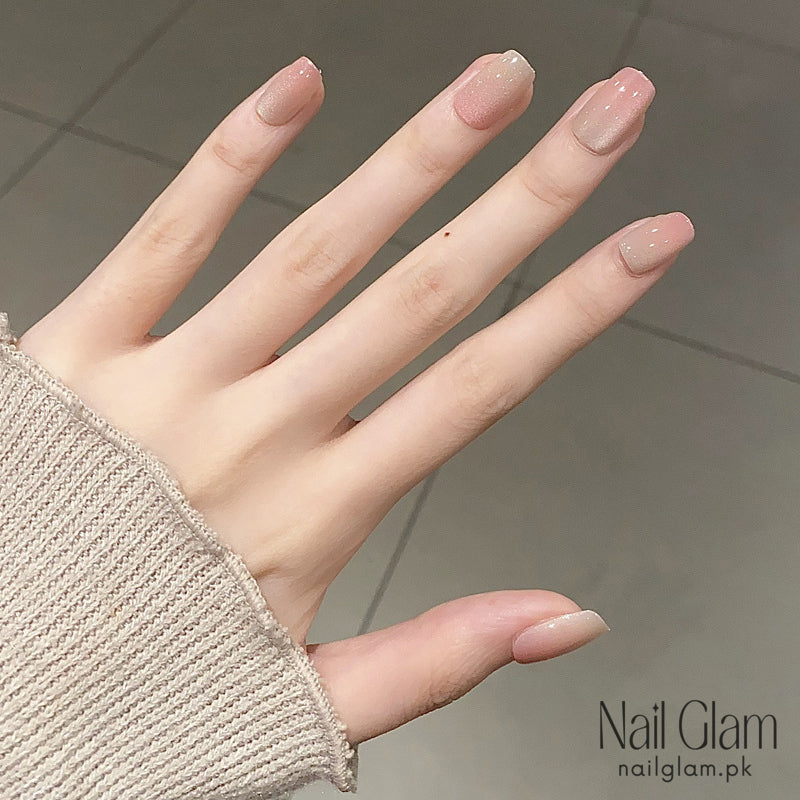 NailGlam 618 - Ambilight Cat Eye (30Pcs) - Application Kit Included