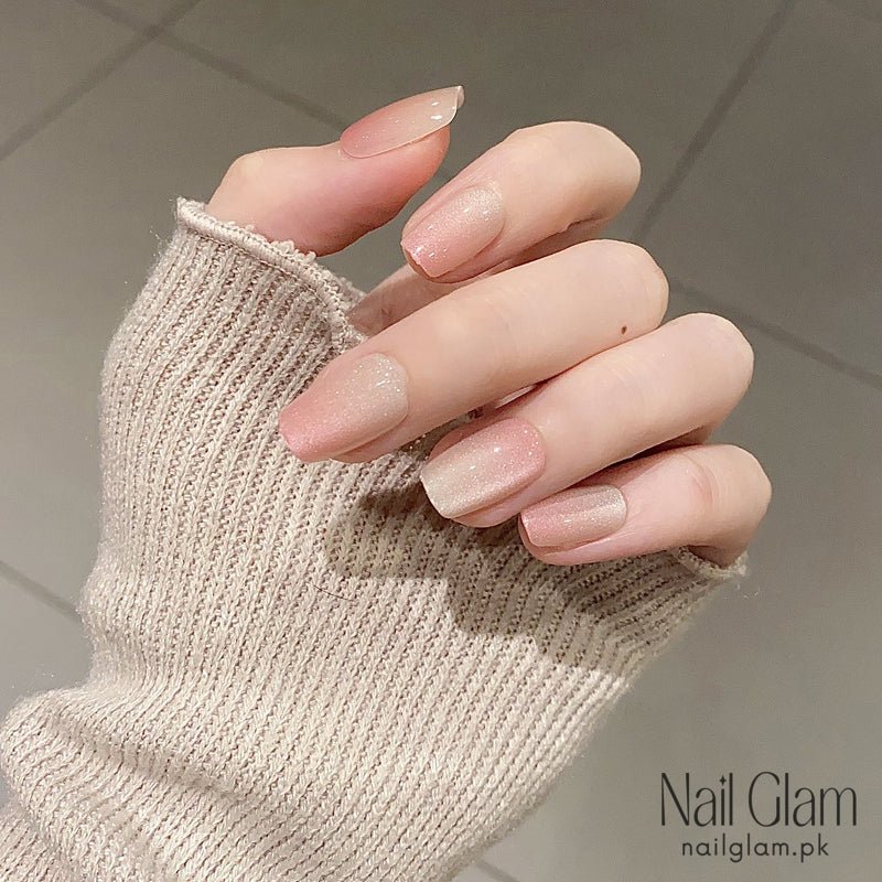 NailGlam 618 - Ambilight Cat Eye (30Pcs) - Application Kit Included